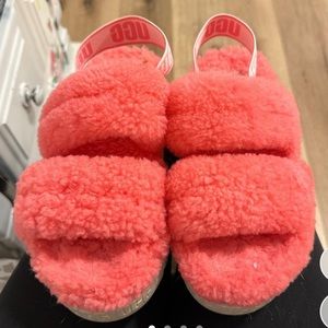 UGG flafitta brand new size 7 never worn